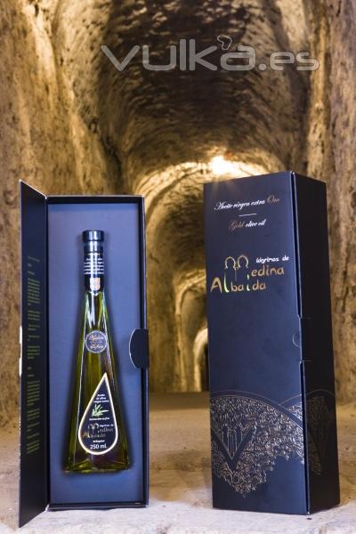 Aceite de oliva vrgen extra 100% arbequina Lgrimas de Medina Albaida. Agroindustrial Ayerbe.