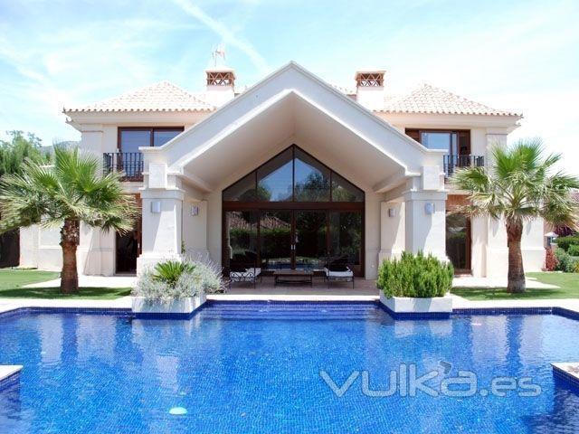 Marbella luxury villas for sale - www.marbella24.com