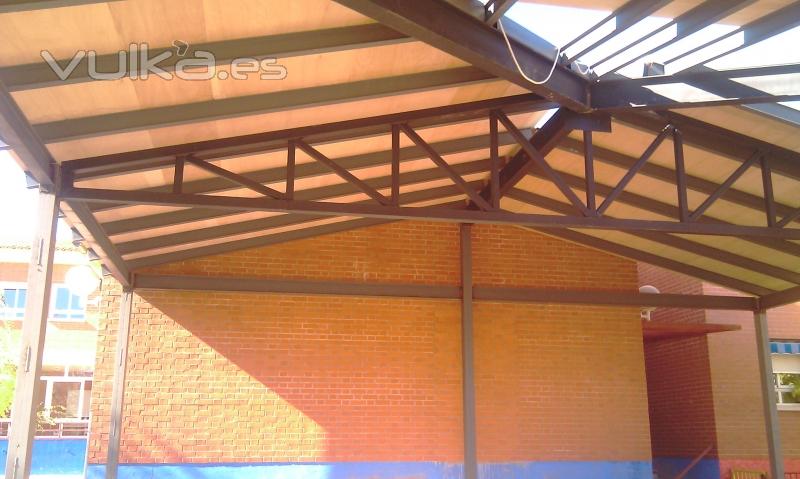 Cubierta Zona de Juegos Colegio en Cobisa -Toledo-