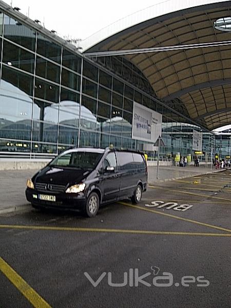 TAXIMAGRANER- AEROPUERTO EL ALTET  ( ALICANTE )