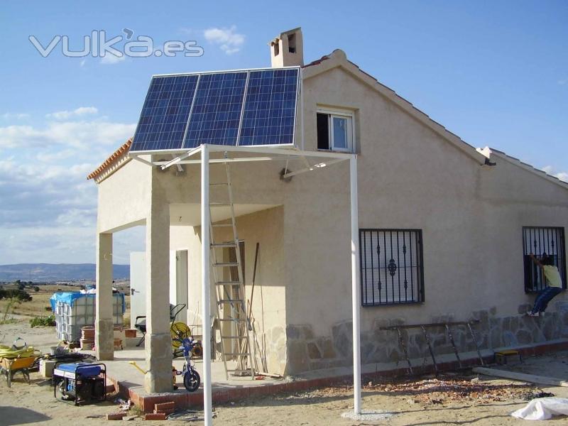 Instalación fotovoltaica aislada 
