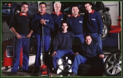 Equipo mecanico en talleres frapien