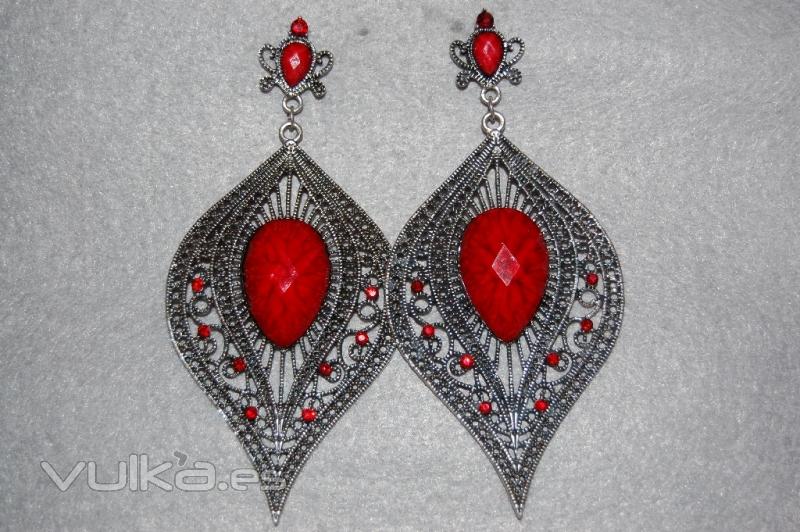 Pendientes rojos por 6EUR