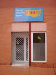 portada escuela infantil guarderia dos hermanas