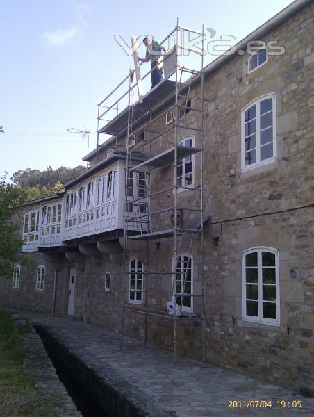 Instalacio de placas solares RESTAURANTE O ALMACEN Cervo- Lugo-