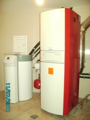 Caldera calefacin y agua caliente + acumulador solar