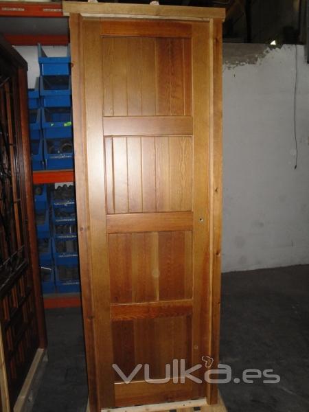 puerta de paso de estilo rustico