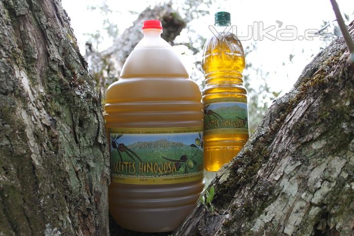 aceite de oliva virgen extra, garrafa de 5 litros y botella de 1 litro