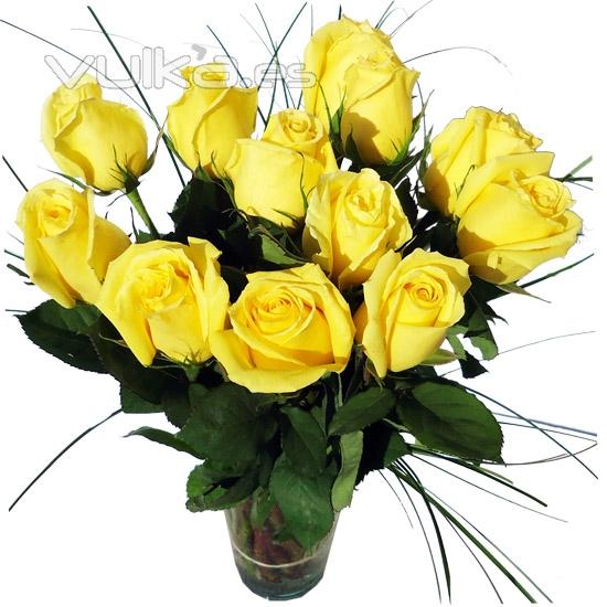 Regala rosas a domicilio. Ramo de Rosas amarillas para enviar flores online.