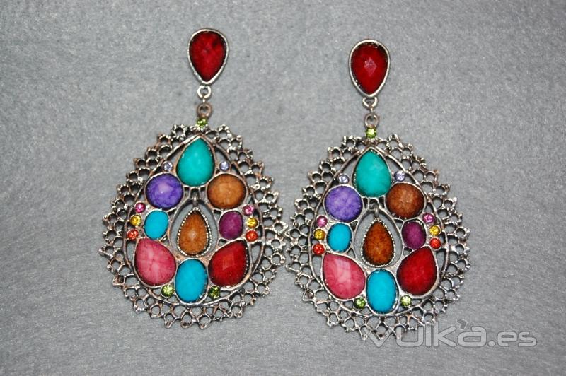 Pendientes multicolor y plata por 6EUR