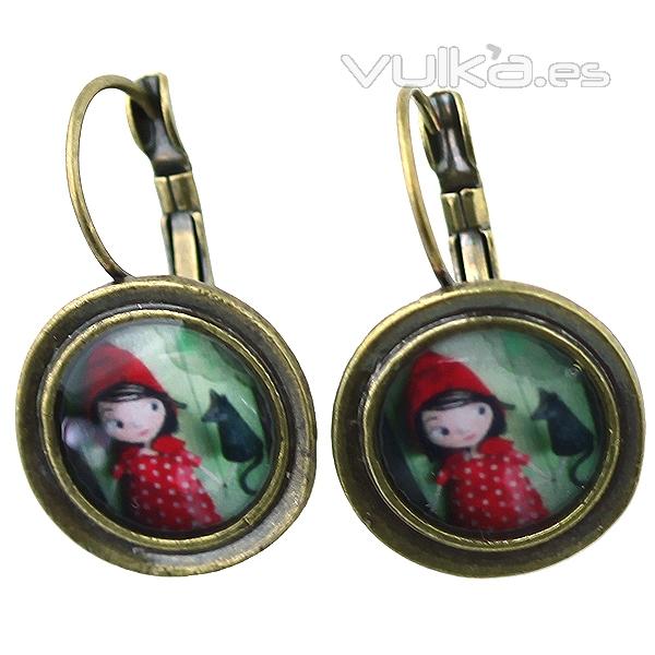 Pendientes Caperucita por slo 4,70 EUR.