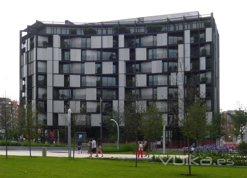 EDIFICIO VIVIENDAS (BILBAO)