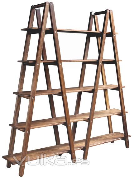 estanteria inspirada en una escalera modelo original