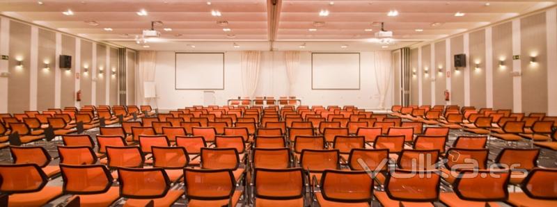 Instalacion de sonido en Sala de prensa de un hospital.