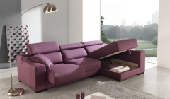 Sofa chaiselong con asientos extraibles y cabezales reclinables