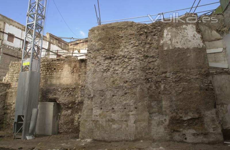 Las murallas medievales de Lorca. Excavacin en Convento de M. Mercedarias