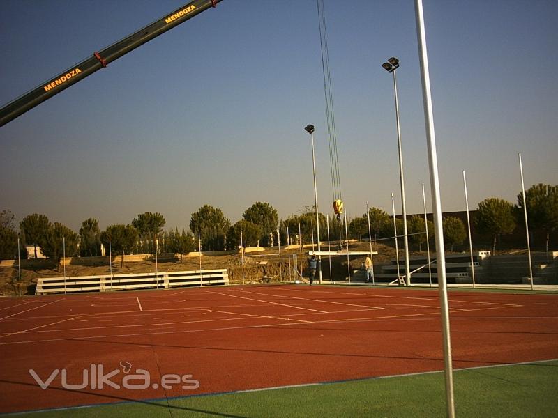 POLIDEPORTIVA Y GRADA Yunclillos (Toledo)