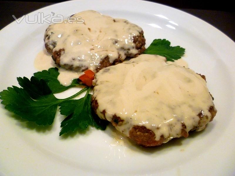 Kafta preparado con salsa de ssamo.