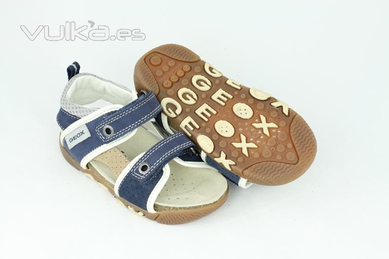 SANDALIA DE GEOX, MODELO B22H0A,  disponble tambin en camel, www.trescatorcezapatos.com