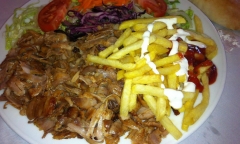 Tomato Kebap y Pizza S.L.