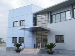 Nave industrial y edificio de administracion en riba-roja de turia (valencia)