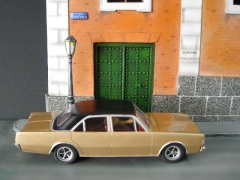 Diegocolecciolandia.com ( dodge 3700 gt y diorama de carrero blanco ) coche para el scalextric