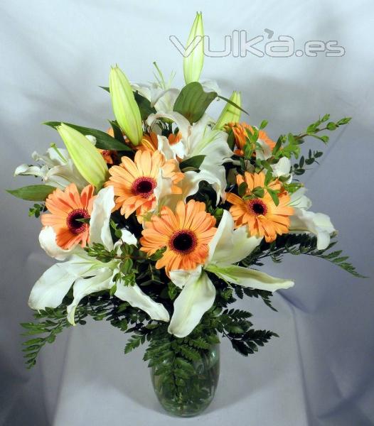 Bouquet de lilium y gerberas