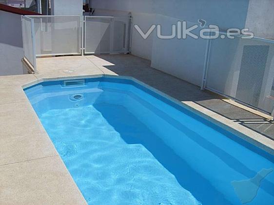 Piscina privada en la terraza del ático