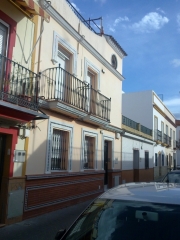 Casa bifamiliar calle las Huertas n 18  Camas