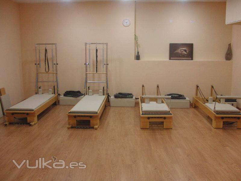 Sala de PIlates con Mquinas 