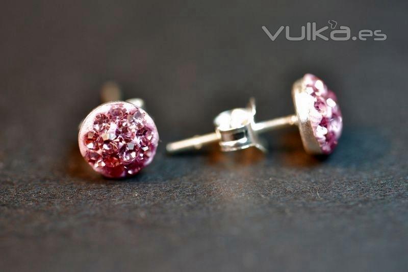 Pendientes de cristal swarovski 4,12 euros en www.uttu.es