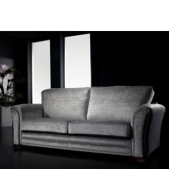Sofa 3 plazas clasico tapizado en tela.