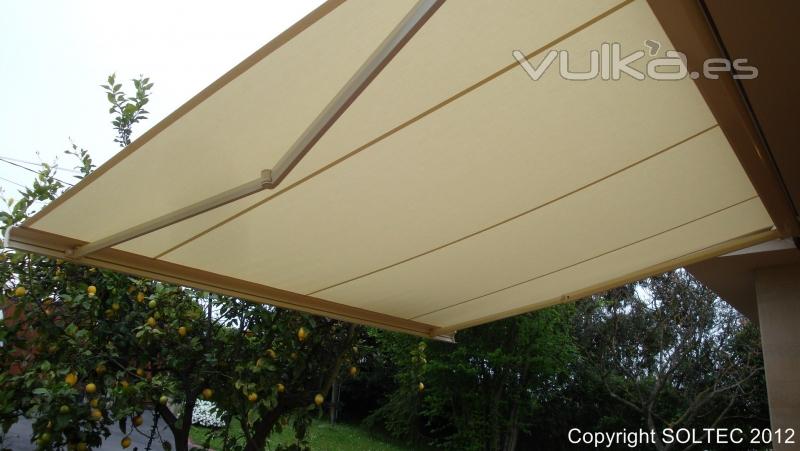 TOLDO MODELO CASABOX