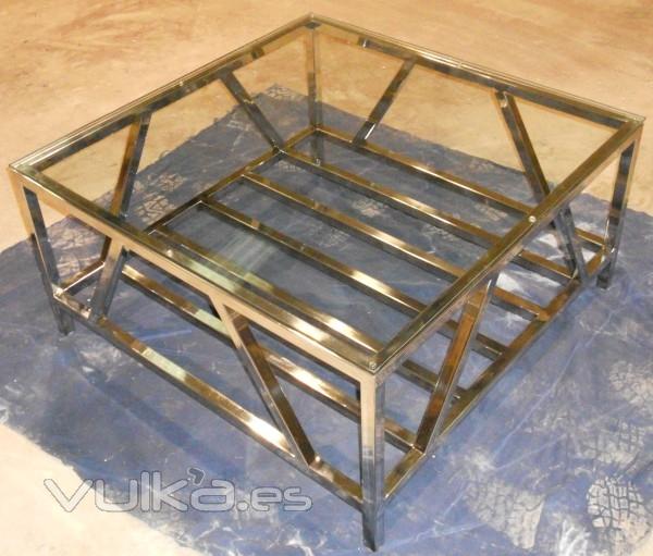 mesa de centro con cristal hecho en acero onoxidable 1000x1000 mm. (fabricamos a medida)