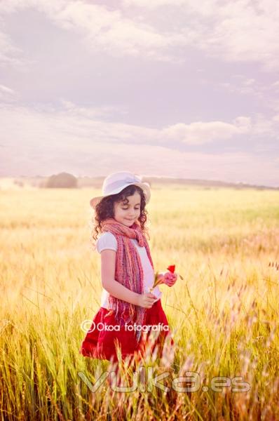 Fotografos  de niños  en Granada. Reportajes fotográficos