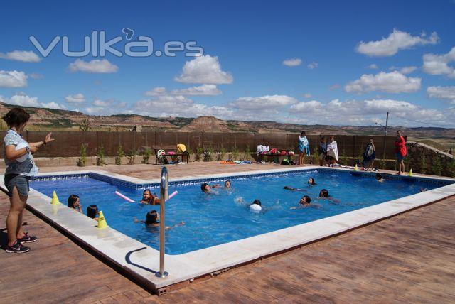 English summer camp: piscina privada