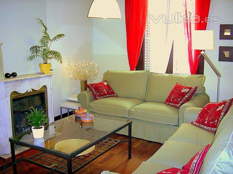 Madrid Apartment for Rent Gran Via Chueca by HomesForTravellers
