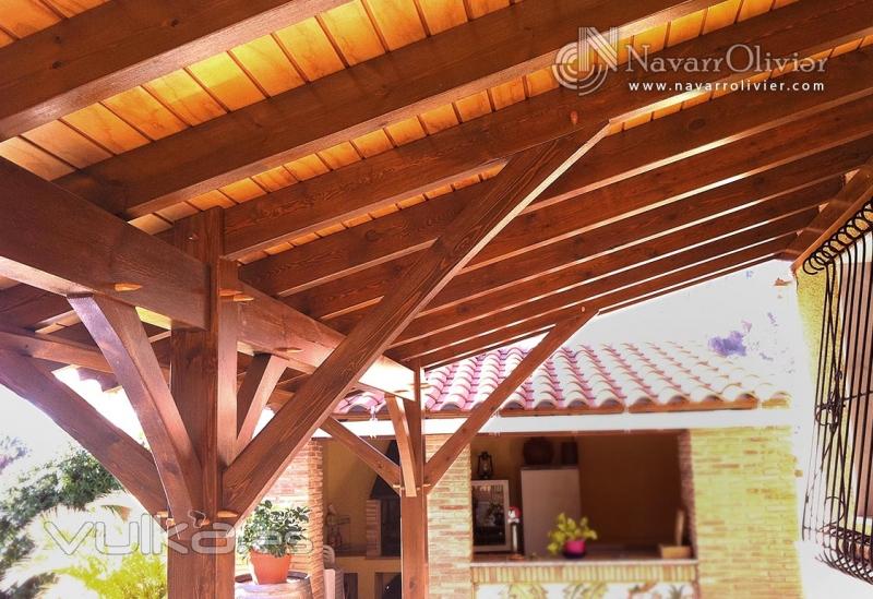 Pergola adosada construccin tradicional. www.navarrolivier.com