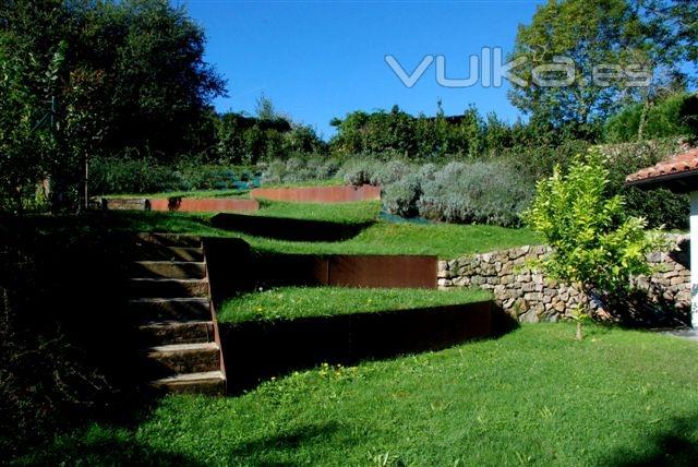 Jardín de vivienda en Ruiseñada, Comillas, Cantabria