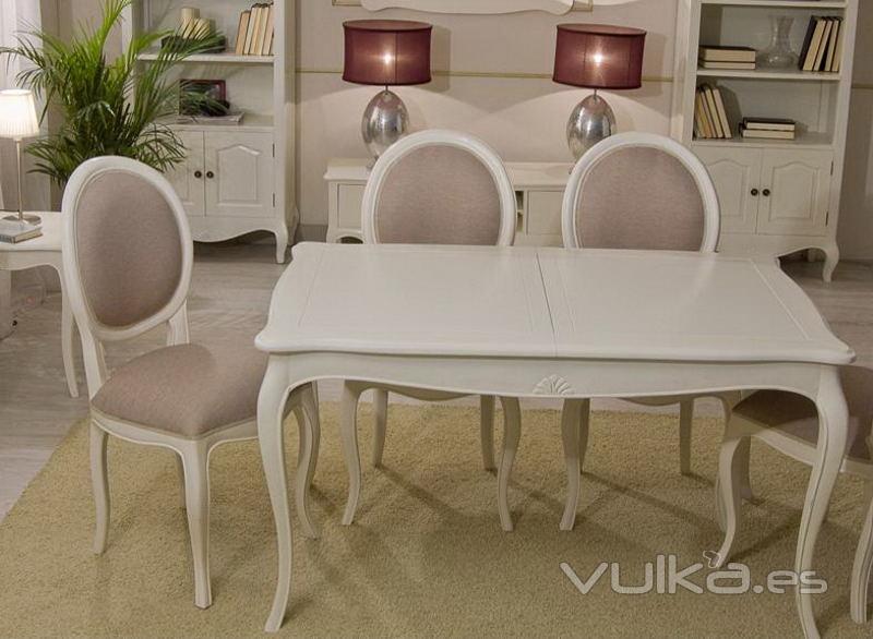 Mesa de Comedor Extensible Pars Vintage Blanco Roto Lacado. Madera Tropical. 