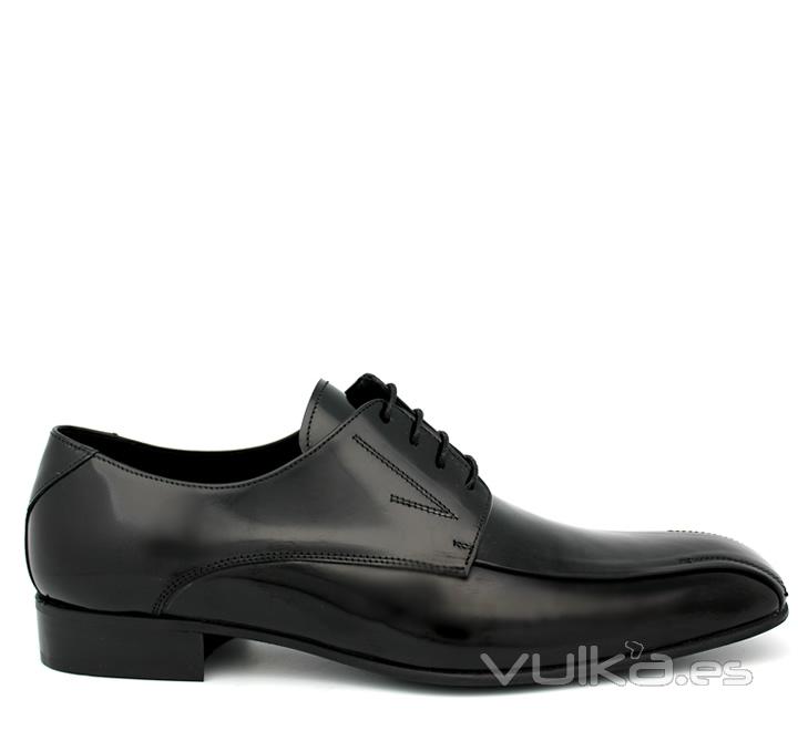 zapato de vestir para caballero con cordoneras de la prestigiosa marca ngel Infantes. Estn fabrica