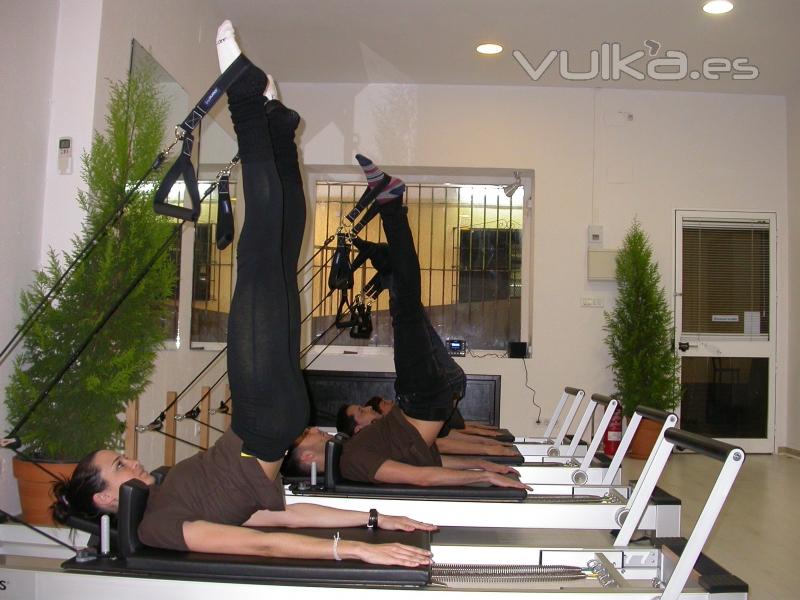 EQUIPO DE WELLNESS CLINIC CDIZ-SALA DE PILATES AVENIDA ANA DE VIYA,44