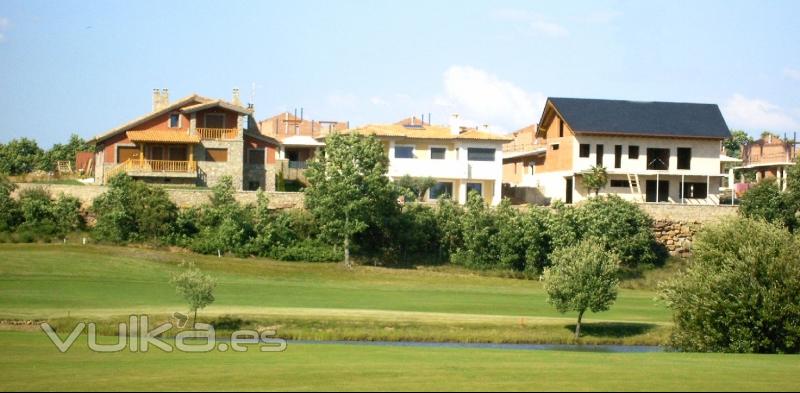 Chalets en Campo de golf -SJ arquitectos-