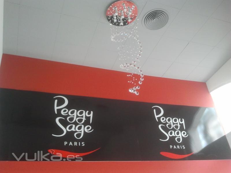 Beauty-Make Up & Nails Peggy Sage