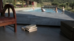 Cemento pulido mineral deco en suelo exterior y piscina