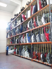 Mas de 100.000 recambios en stock. puerta, capo, parachoques, porton...