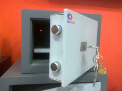 caja fuerte domiciliaria