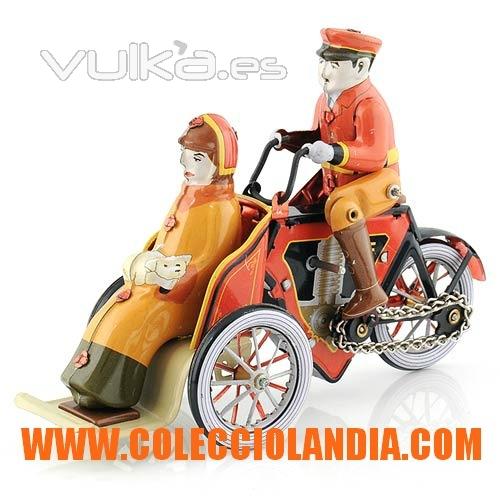 colecciolandia.com ( Tienda de Juguetes en Madrid especializada en juguetes de hojalata)