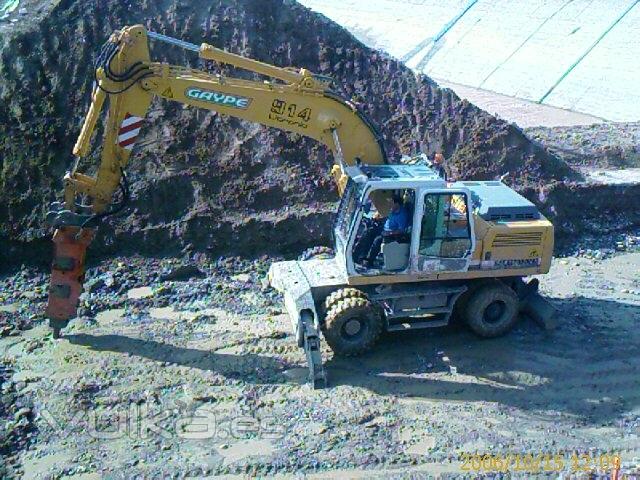 Demolicion en roca, pavimentos y cimentaciones.