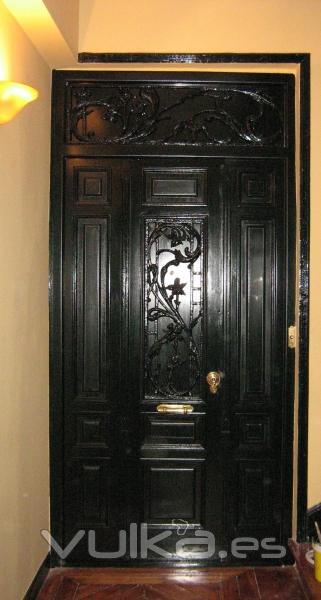 puerta acorazada modelo epoca